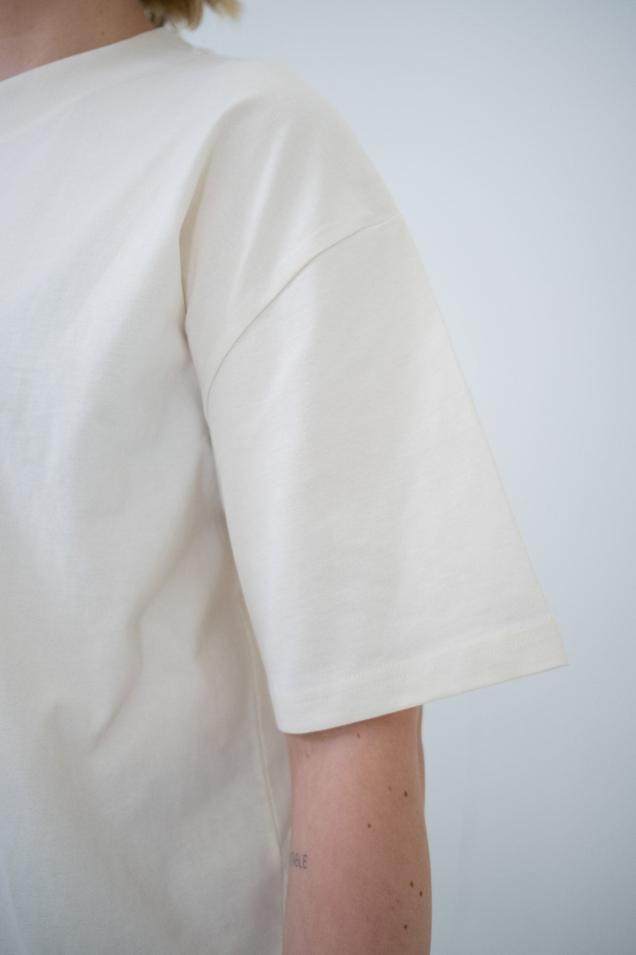 "be SOFT" T-Shirt